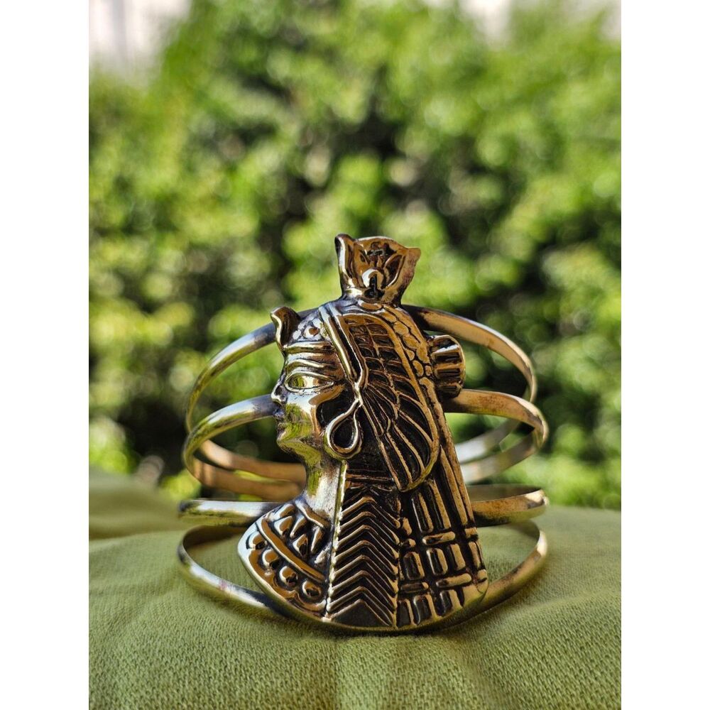 Handmade Queen Cleopatra Grandcuff